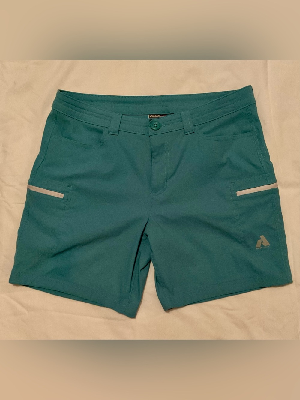 Eddie Bauer Women's Guide Pro High Rise Teal Shorts size 10 NWOT